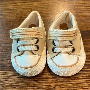 NWOT Comfy Tan and White Kids Sneakers